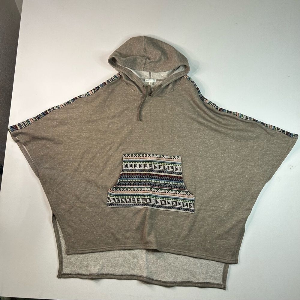 Earthbound Trading Co Poncho Hoodie Womens Sz Medium Tunic Boho Aztec Multicolor